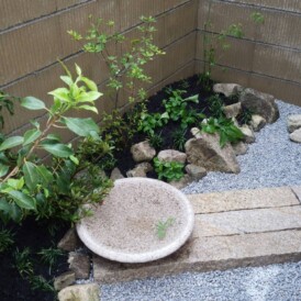 姫路坪庭工事｜ノベ石と水鉢